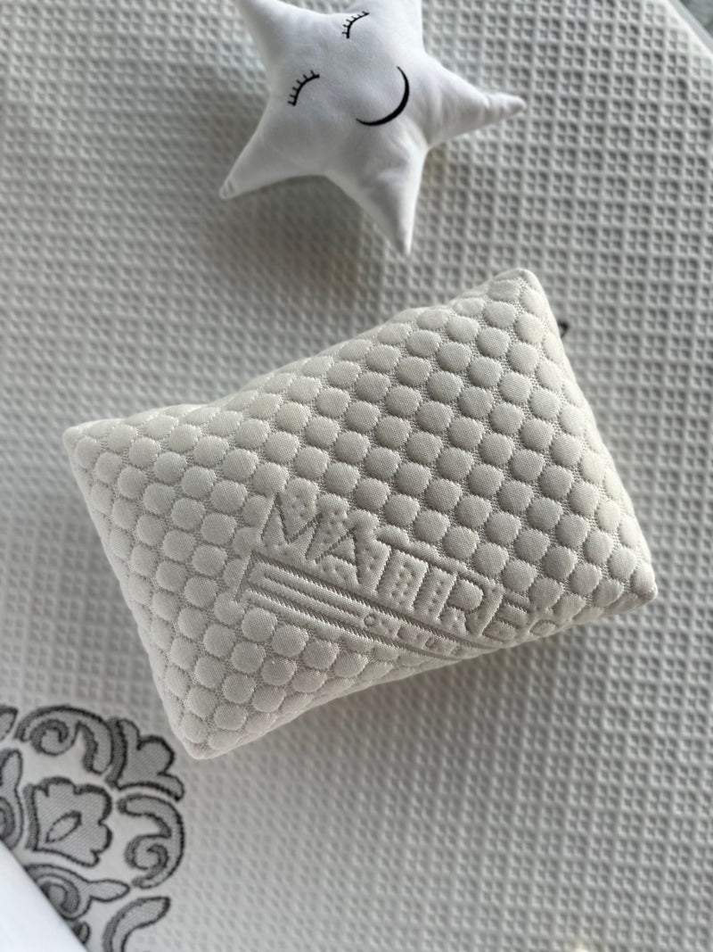 Newborn Sleeping Pillow | Pillow for Newborn | Mattress Club